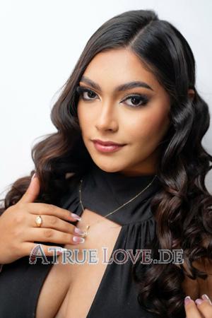 226014 - Rosa Alter: 21 - Kolumbien