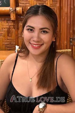 Ladies of Philippinen