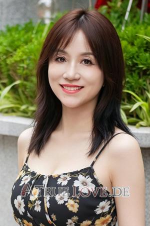 227833 - Ling Alter: 59 - China