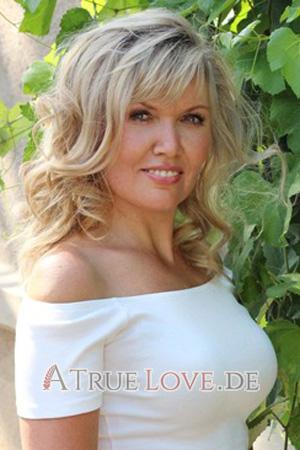 228692 - Olena Alter: 49 - Ukraine