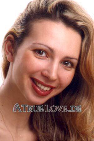 56426 - Anna Alter: 30 - Ukraine