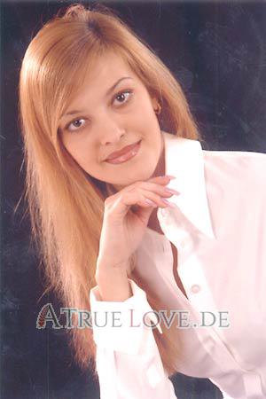 56914 - Vika Alter: 25 - Ukraine