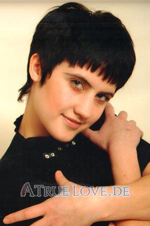 58011 - Olga Alter: 25 - Russland