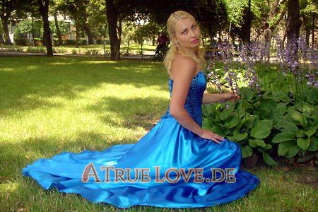 63212 - Elena Alter: 37 - Ukraine