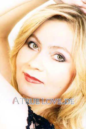 64759 - Gulnara Alter: 34 - Russland