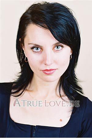 68414 - Oksana Alter: 33 - Ukraine