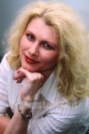 72597 - Valentina Alter: 36 - Russland