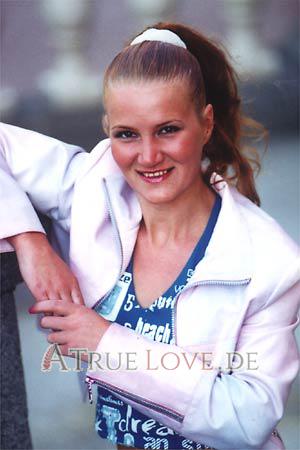 73875 - Elena Alter: 27 - Russland