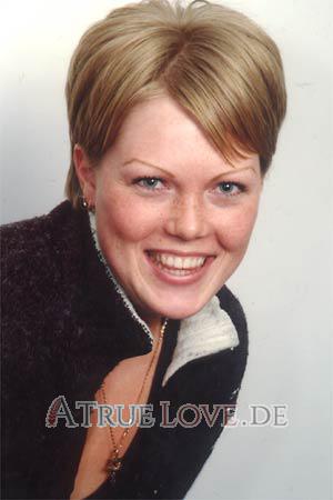 76370 - Anastasia Alter: 22 - Russland