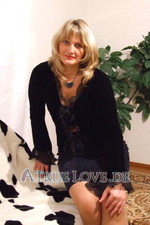 76459 - Larisa Alter: 40 - Ukraine