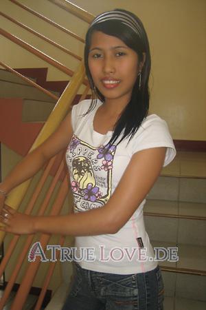 85211 - Meryll Alter: 22 - Philippinen